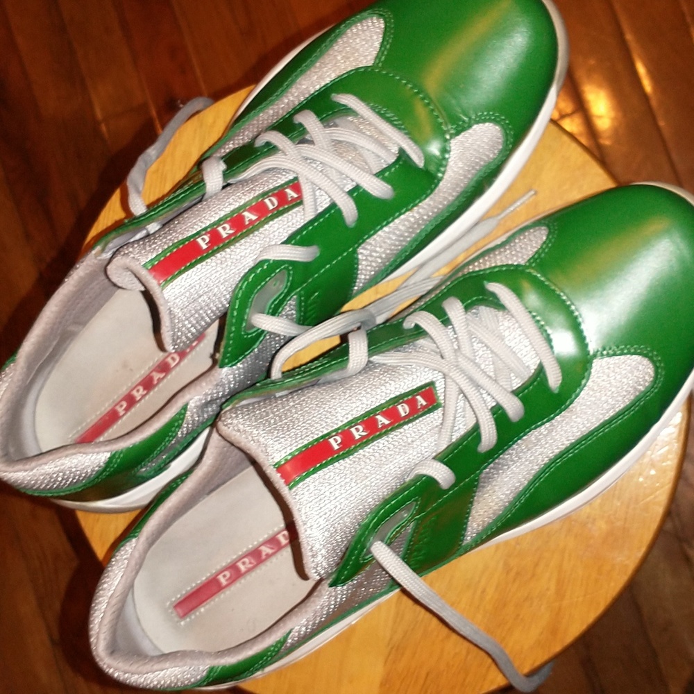 PRADA 👀 - Picture 16 of 16